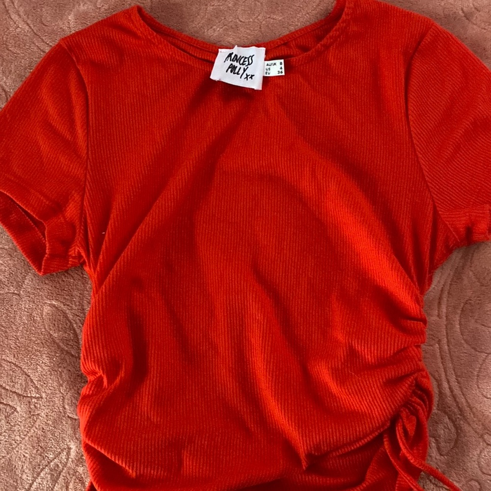 red crop top